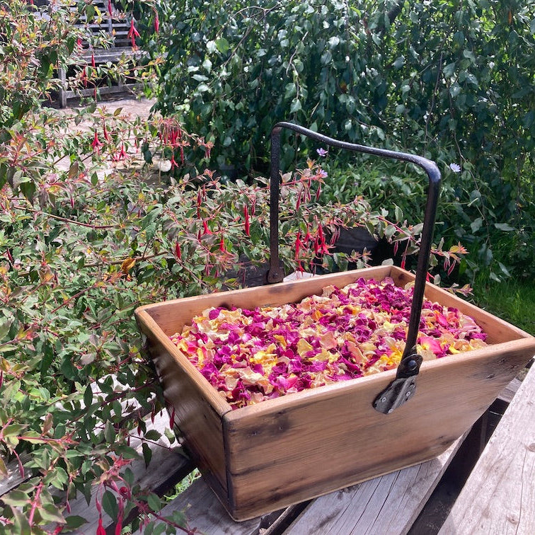 Confetti in wooden trug